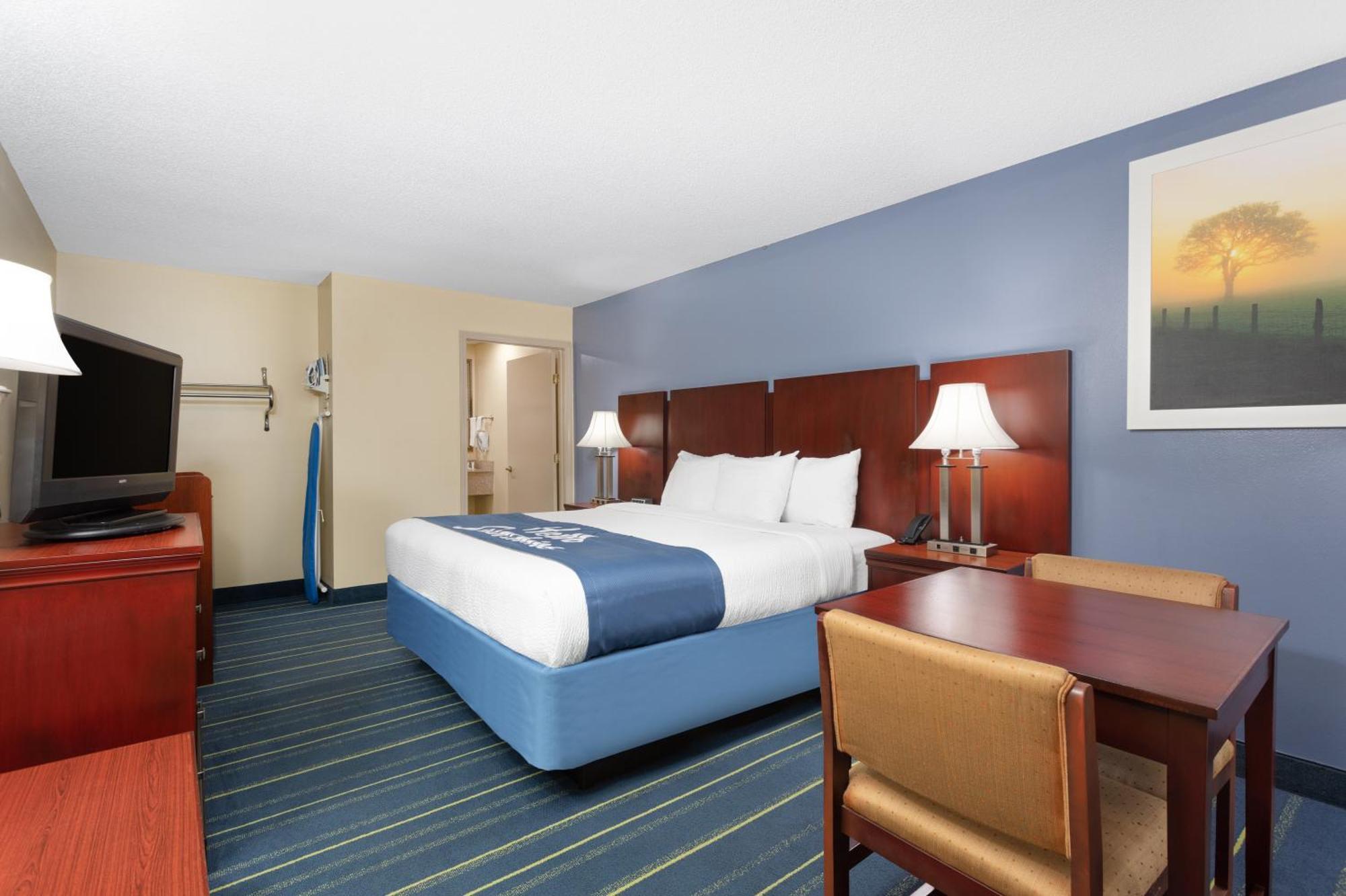 Days Inn By Wyndham Chipley Exteriör bild