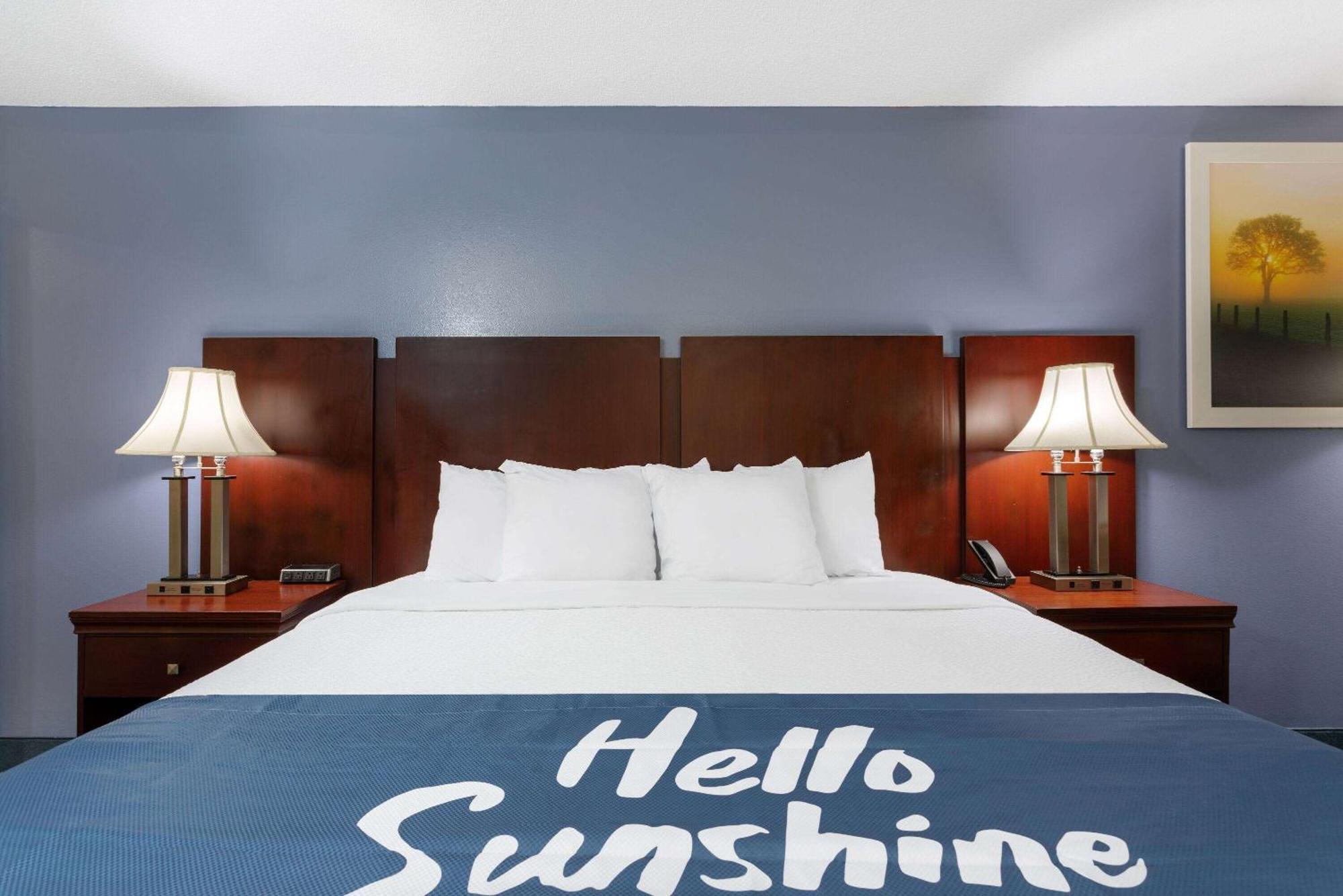 Days Inn By Wyndham Chipley Exteriör bild